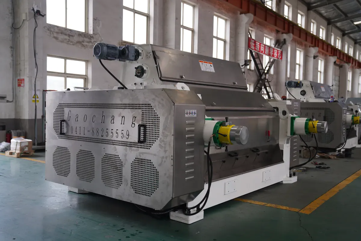 Front and Side View of the Fully Automatic Hydraulic Flaking Mill