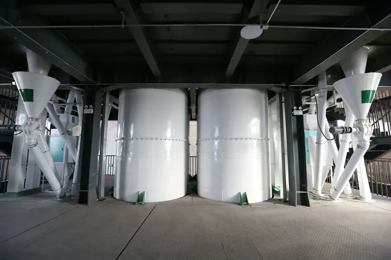 storage silos, cyclones and material conveying system